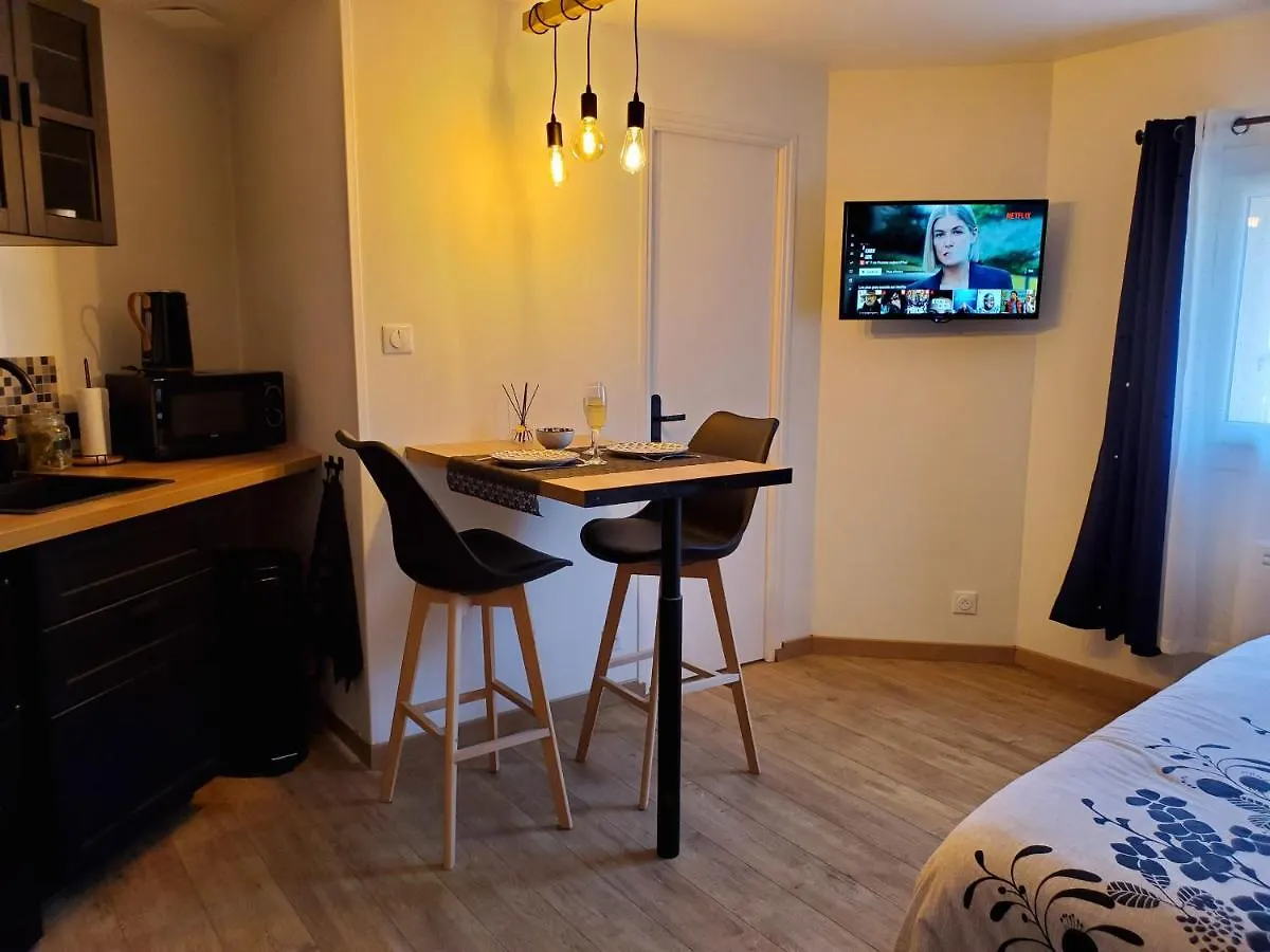 Jacuzzi Privatif Dans Maison De Village Au Calme Flaviac Holiday home